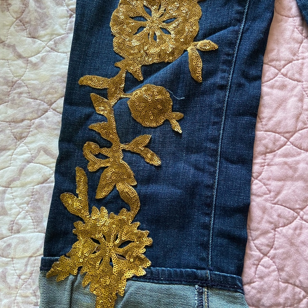 Logo from QVC - Picture 5 of 5